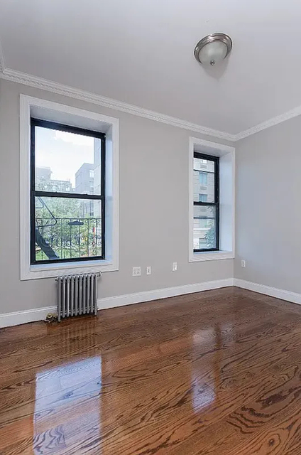 East 100th Street - Photo 1