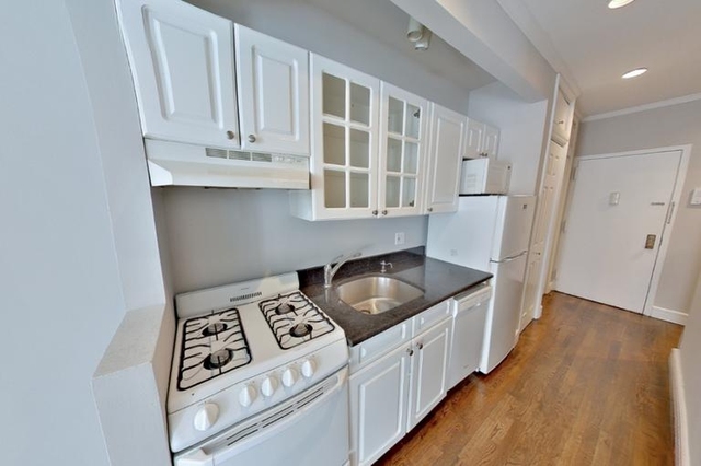 336 East 18th Street - Photo 1