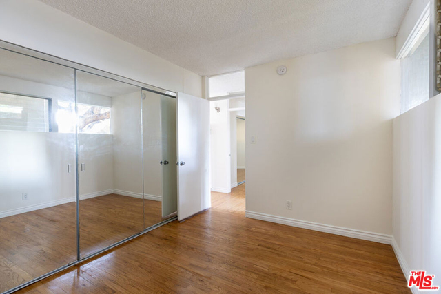 11131 Rose Avenue - Photo 1