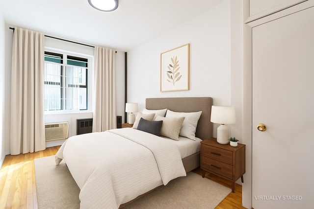 319 East 25th Street - Photo 1