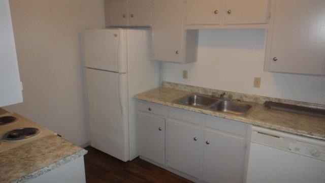 1115 Collier Street - Photo 1
