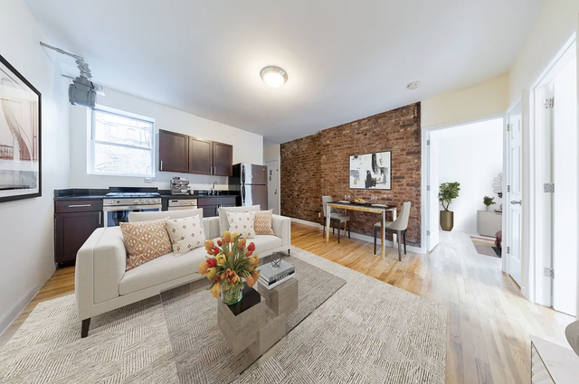 207 West 11th Street - Photo 1