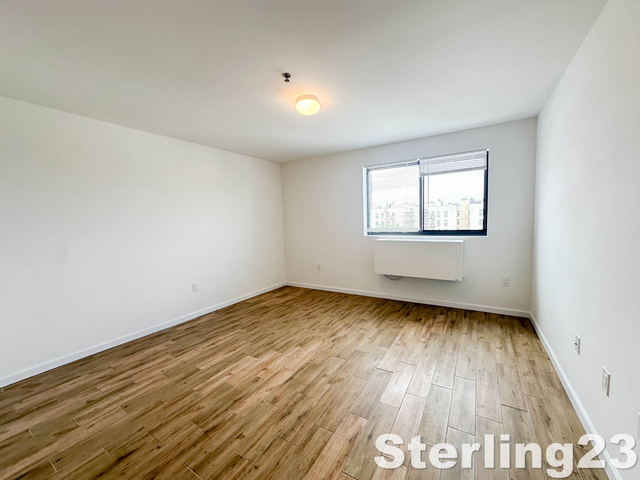 31-72 31st Street - Photo 1