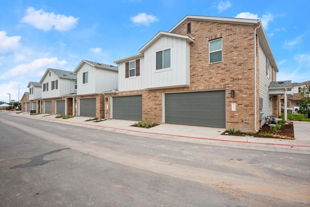 17413 Homestead Haven Dr - Photo 1