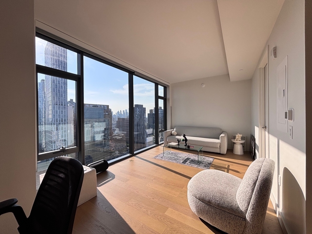 196 Willoughby Street - Photo 1