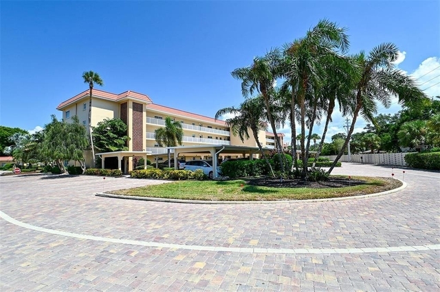 1215 S Portofino Drive - Photo 1