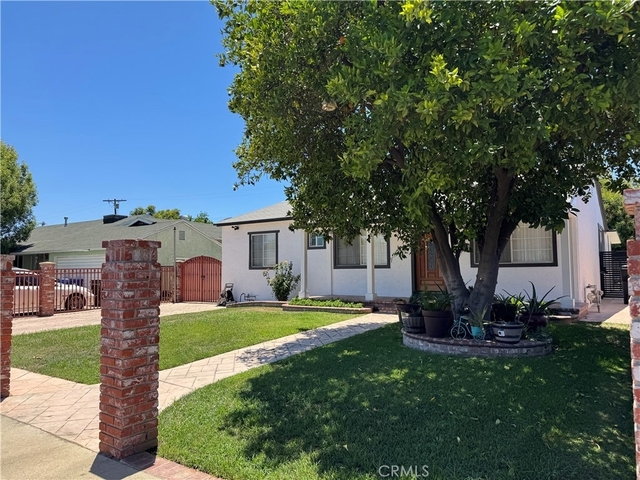 8739 Tyrone Ave - Photo 1