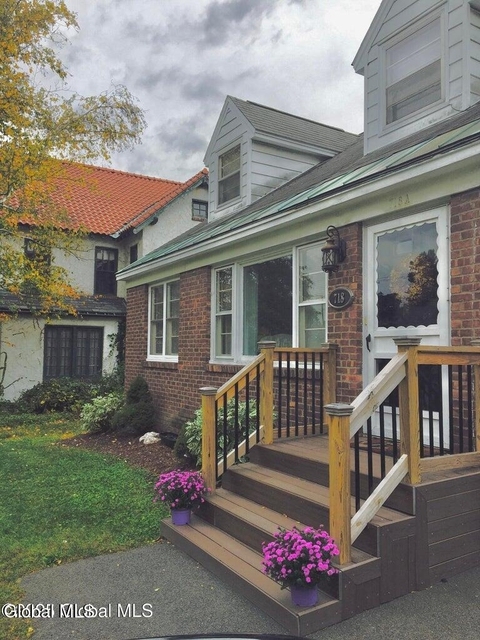 718 Western Avenue - Photo 1