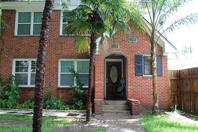 2908 Truxillo - Photo 1