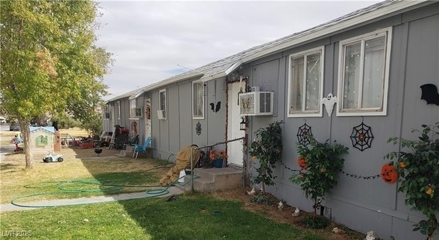 180 N Jones Street - Photo 1