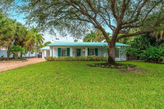 127 Miramar Way - Photo 1