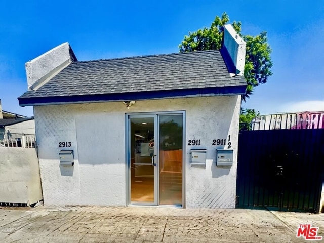 2911 W Florence Avenue - Photo 1