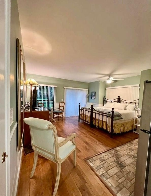 11863 Wimbledon Circle - Photo 1