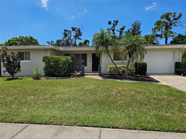 6442 Colonial Drive - Photo 1