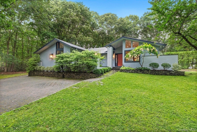 2723 Deerfield Road - Photo 1