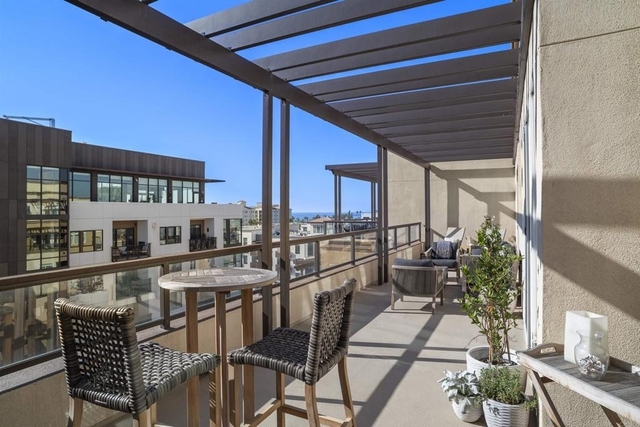 301 Mission Avenue - Photo 1