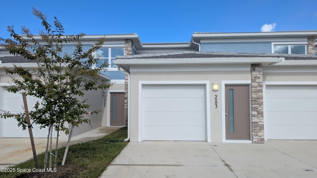 1605 Par Street Ne - Photo 1