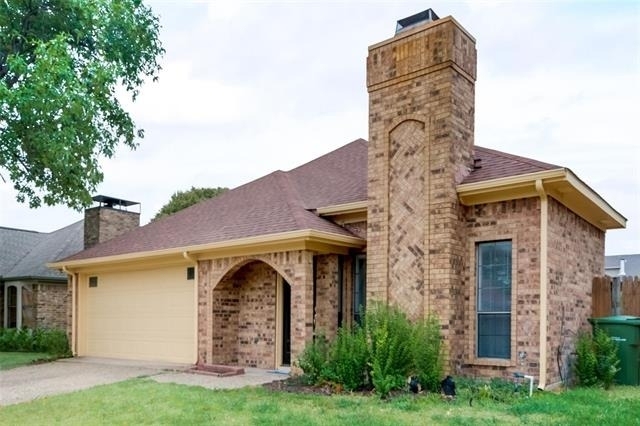 2929 Big Oaks Drive - Photo 1