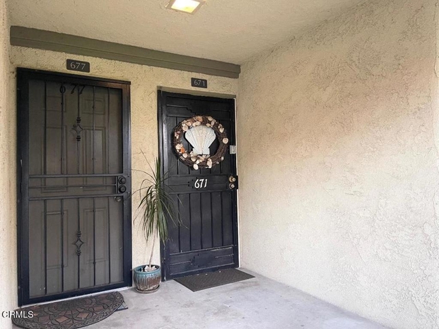 671 Bluewater Way - Photo 1