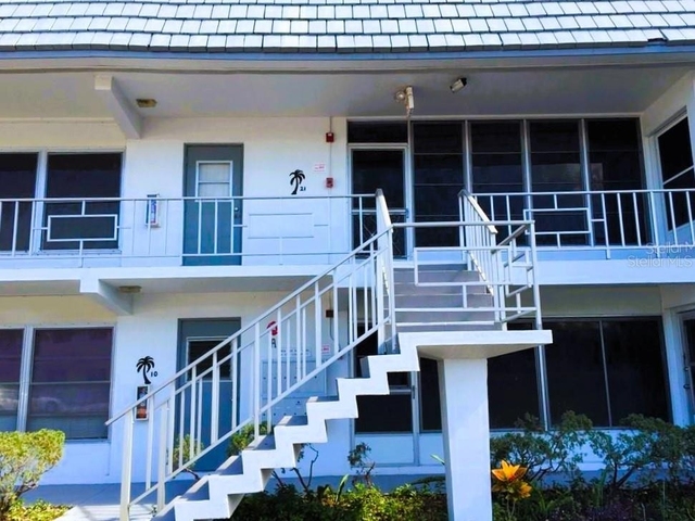 1221 Drew Street - Photo 1