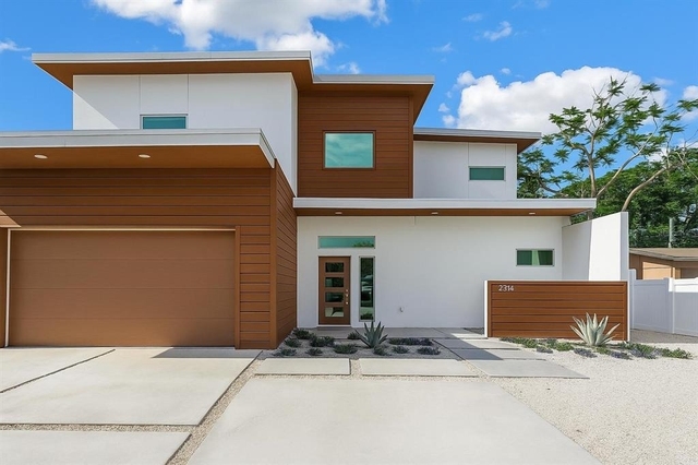 2314 Floyd Street - Photo 1