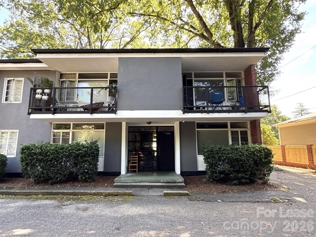 2126 E 7th Street - Photo 1