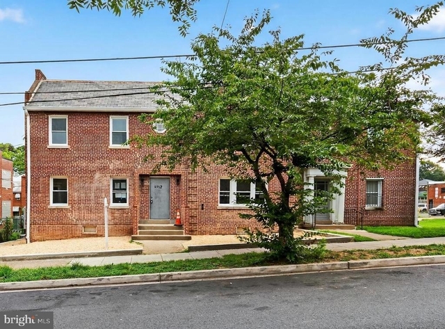 2932 Nelson Place Se - Photo 1
