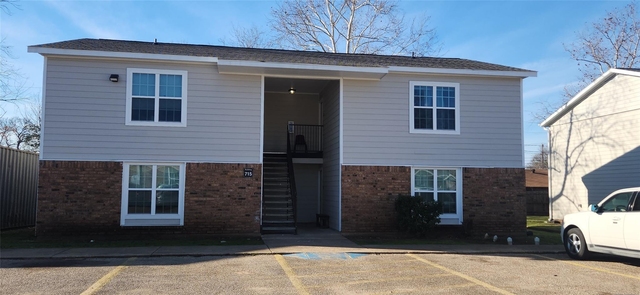 298 W Avenue A - Photo 1
