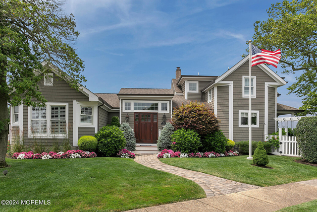 208 Neptune Place - Photo 1