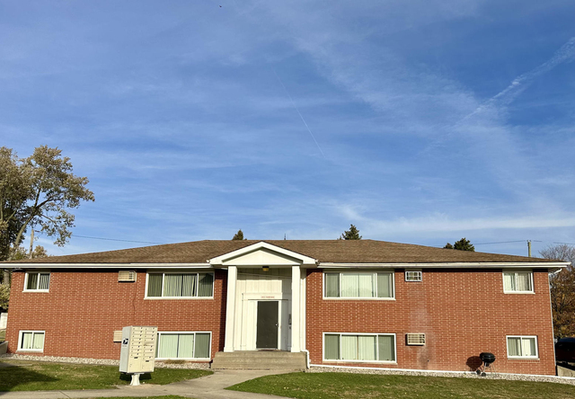 1735 E Duane Boulevard - Photo 1