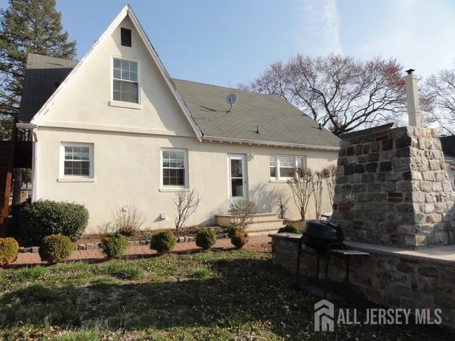 45 N Lakeside Drive - Photo 1