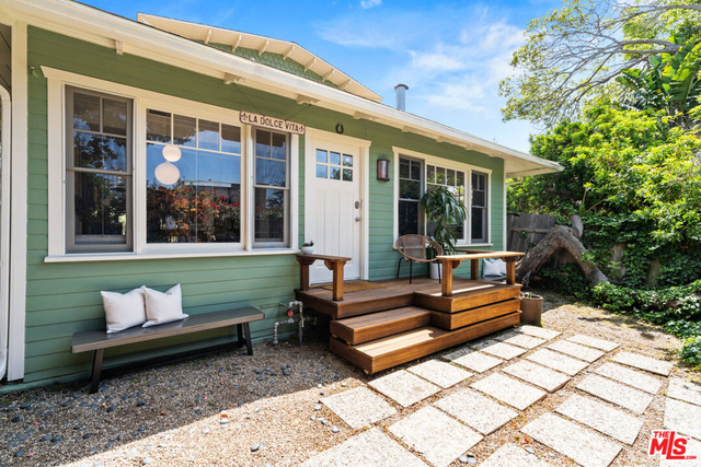 340 5th Avenue - Photo 1