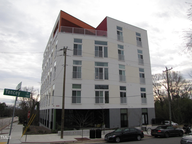 600 S Duke Street - Photo 1