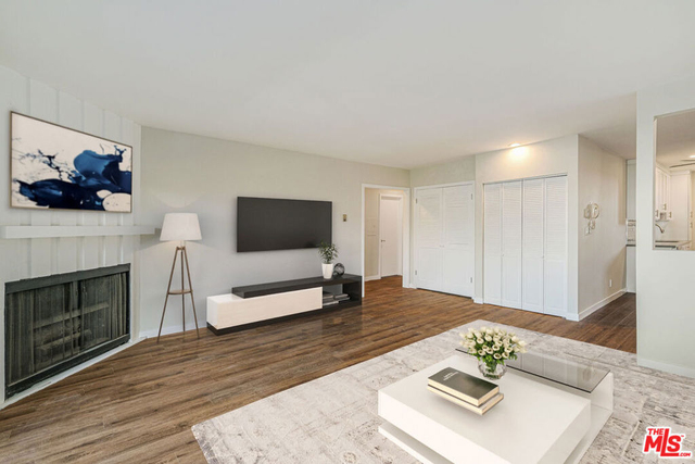 1342 Harvard Street - Photo 1