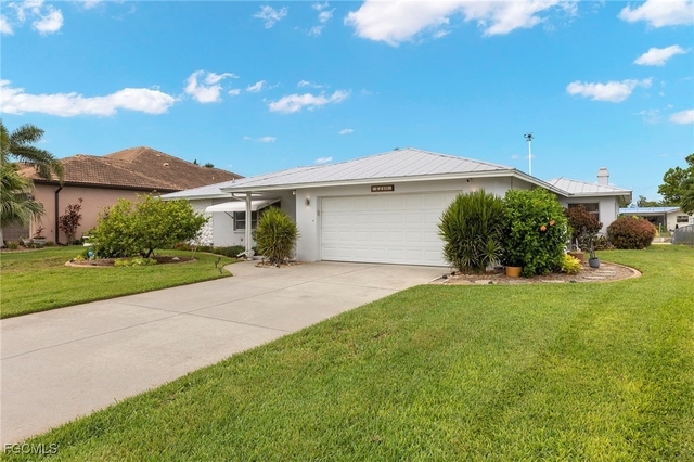 5240 Sw 2nd Place - Photo 1