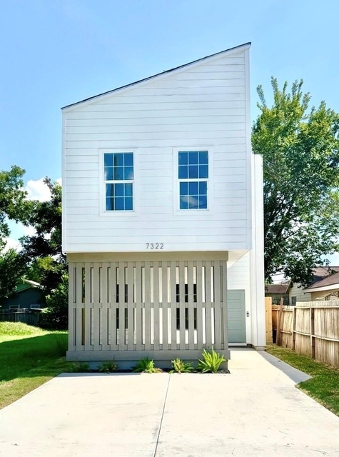 7322 Laredo Street - Photo 1