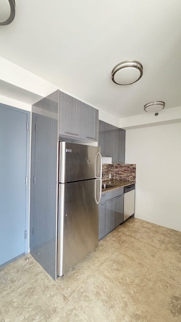 3440 Guider Ave - Photo 1