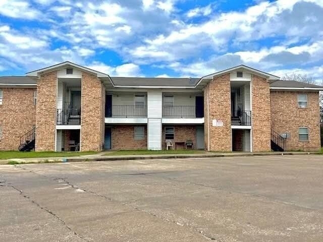 520 Laredo St - Photo 1