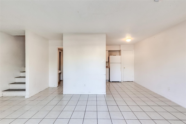 2215 Mission Hill Cir - Photo 1