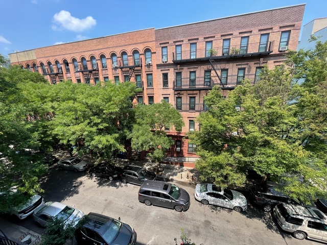 446 W 164th St - Photo 1