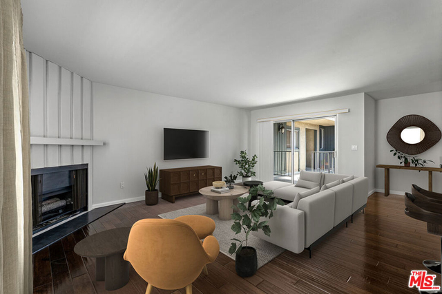 1342 Harvard Street - Photo 1