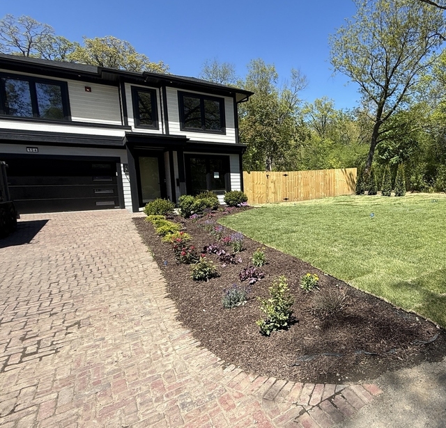 154 Oak Street - Photo 1