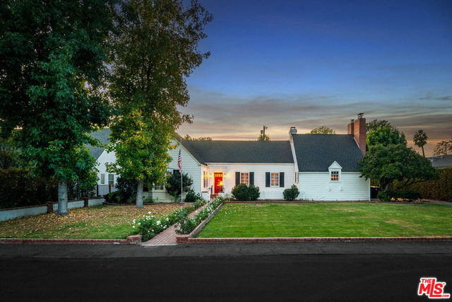 4649 Sancola Avenue - Photo 1