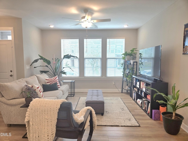 262 Pansy Park - Photo 1
