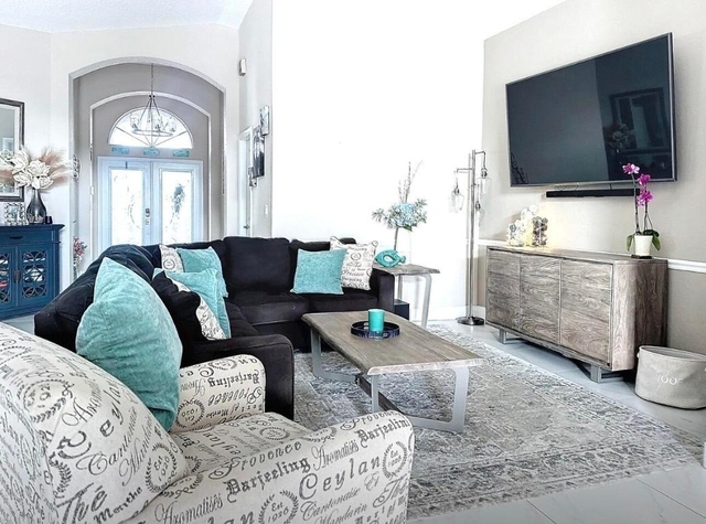 15072 Corby Court - Photo 1