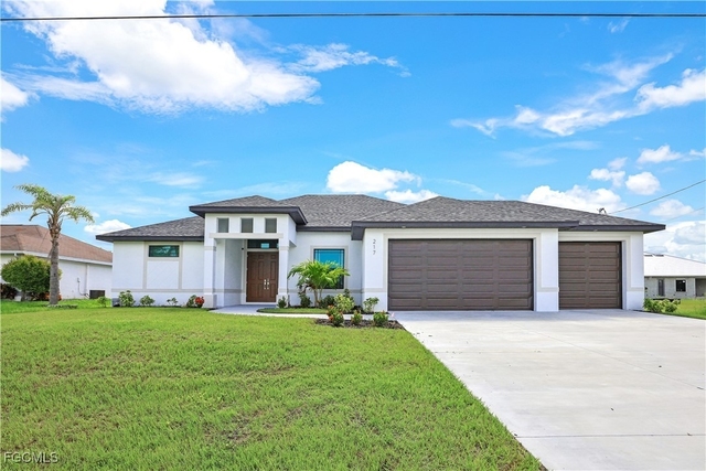 217 Nw 36th Avenue - Photo 1