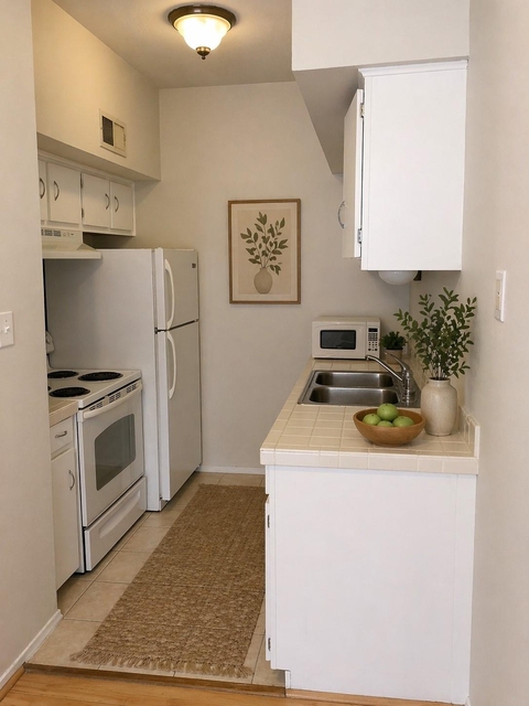3316 Guadalupe St - Photo 1