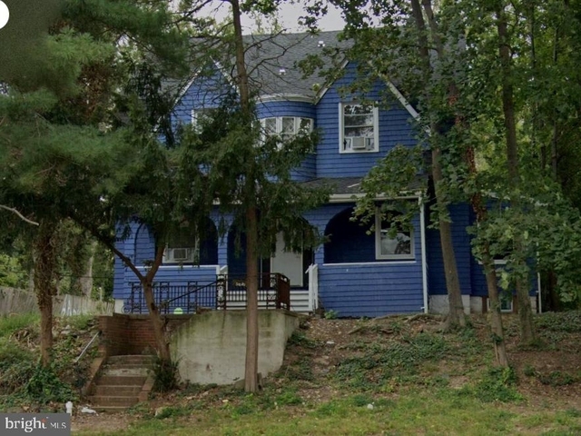 812 Edgewood Avenue - Photo 1