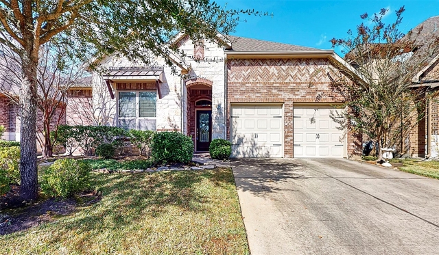 151 W Wading Pond Circle - Photo 1