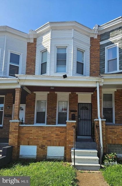 2805 Erdman Avenue - Photo 1